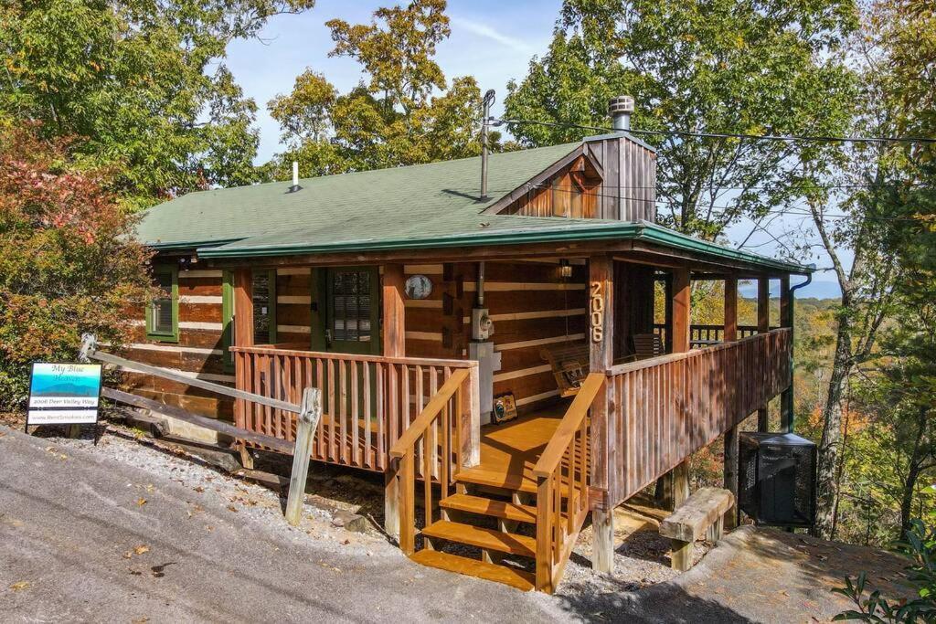 View! Cozy, Private, Fireplace, Hot Tub Log Cabin, Honeymoon! Sevierville Eksteriør billede